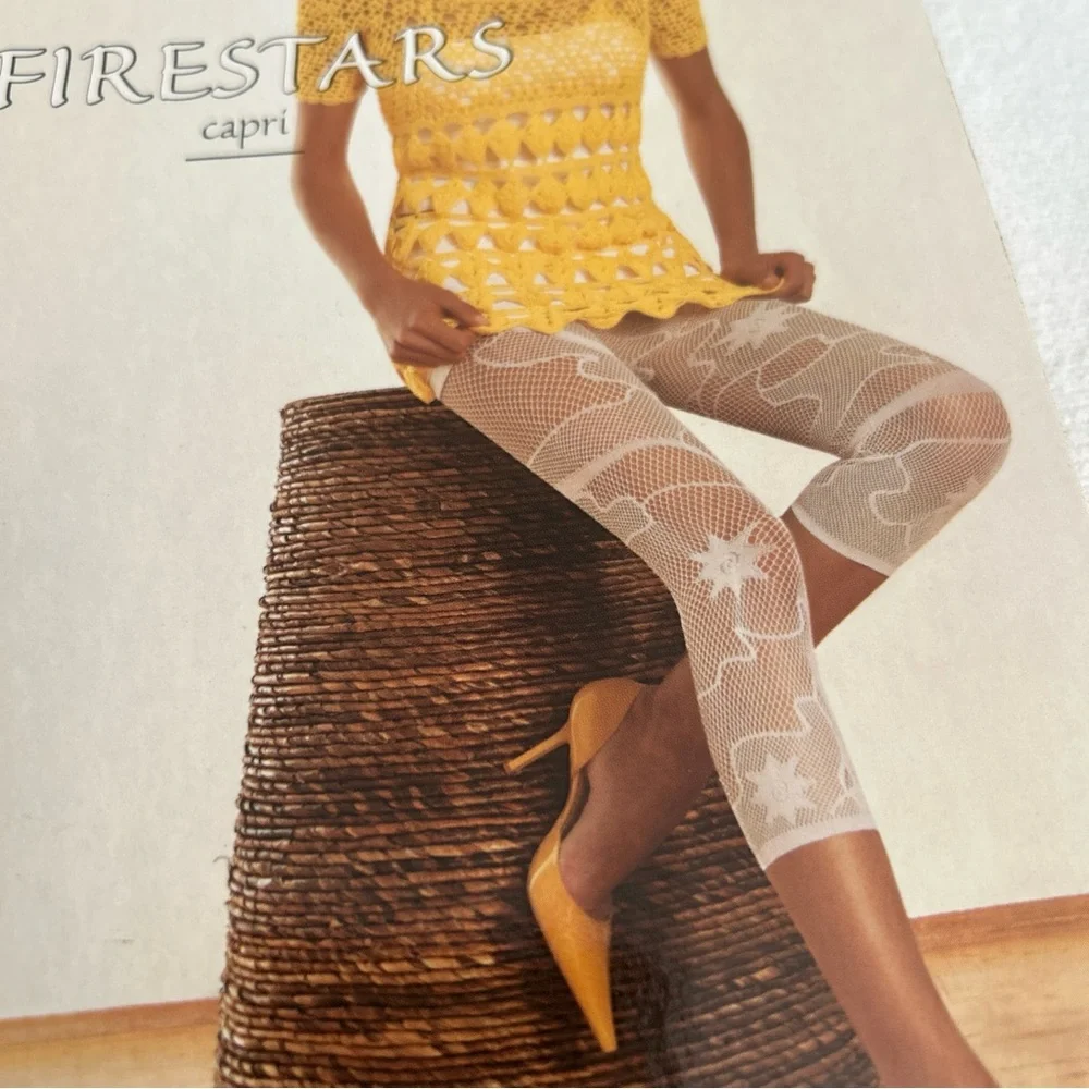 NEW Levante Calze Styling Firestars Capri White Pattern Stockings Size 3/4 L/XL